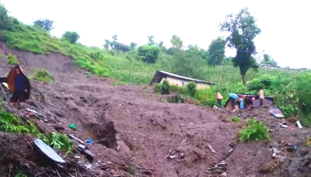 lamjung-pahiro_5yfnpxnKvm lamjung-pahiro_5yfnpxnKvm