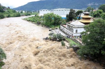 PRO-KTM-22Pro_Ktm_Chovar_Bagmati_River(6)copy