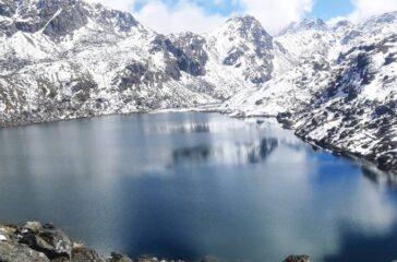 gosaikunda-lake