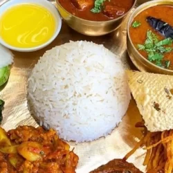 विवाहको भोज खाएपछि फुड पोइजनिङ: ९३ जना बिरामी, ५० जनाको उपचार हुँदै khana-