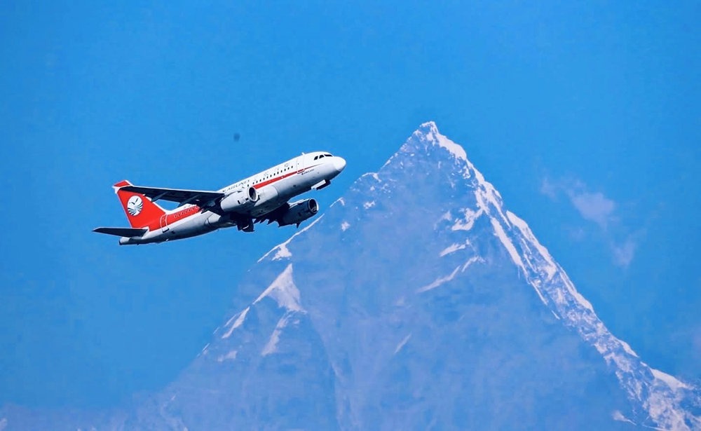 aroplane Machhapuchre