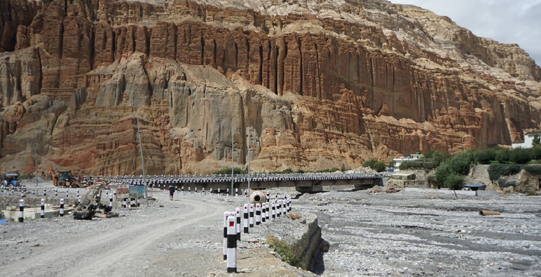 Beni_Jomsome_Korola_Road