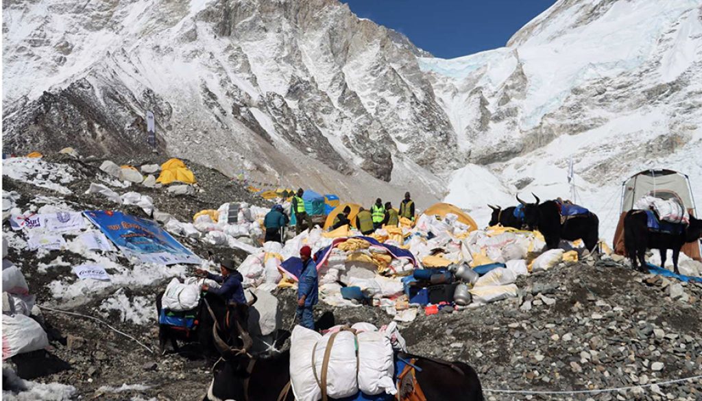 annapurna-himal-clean-by-nepal-army annapurna-himal-clean-by-nepal-army