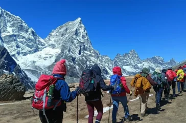 khumbu-turist-paryatak