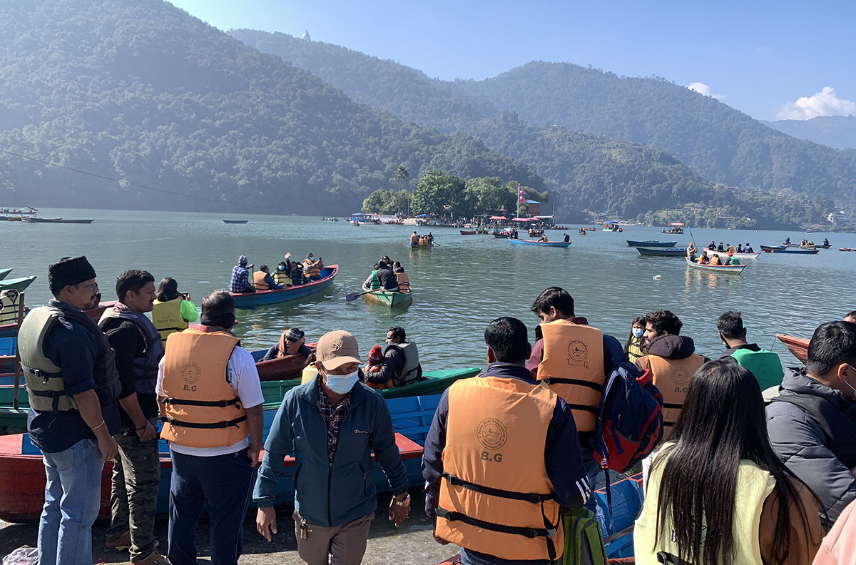 pokhara tourist