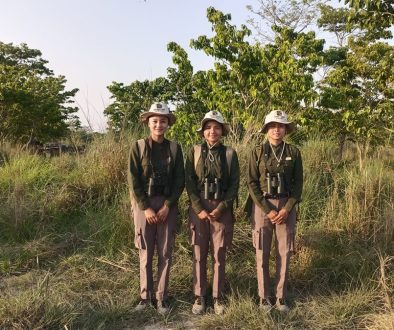 women nature guide