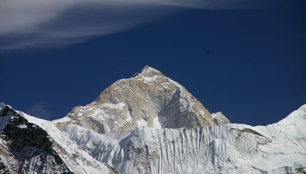 Makalu फाइल तस्विर मकालु हिमाल