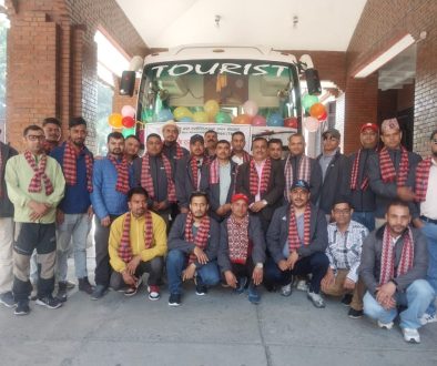 rara tourist bus