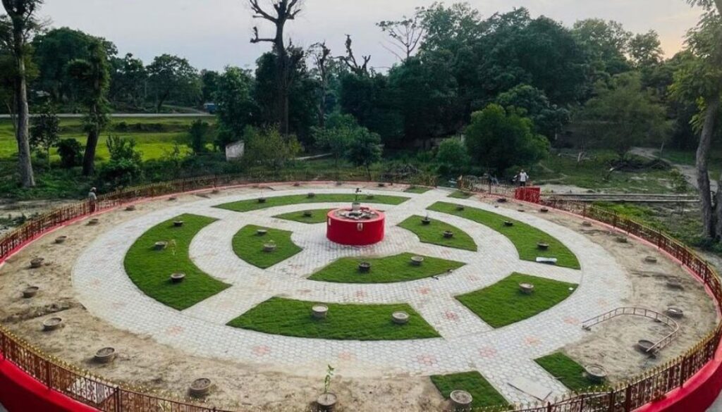 kailali-naxetra-batika_lRWYqkudre kailali-naxetra-batika_lRWYqkudre