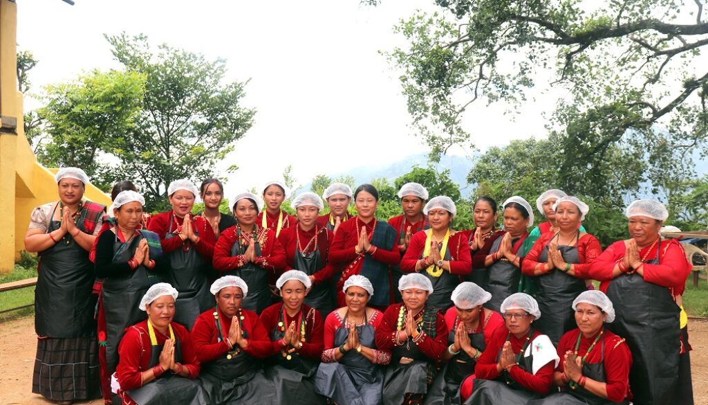 homste-mahila-f homste-mahila-f