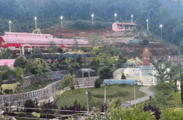 tin-khole mandir