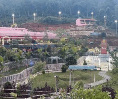 tin-khole mandir