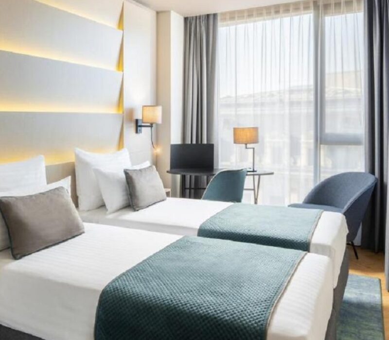 hotel-bed