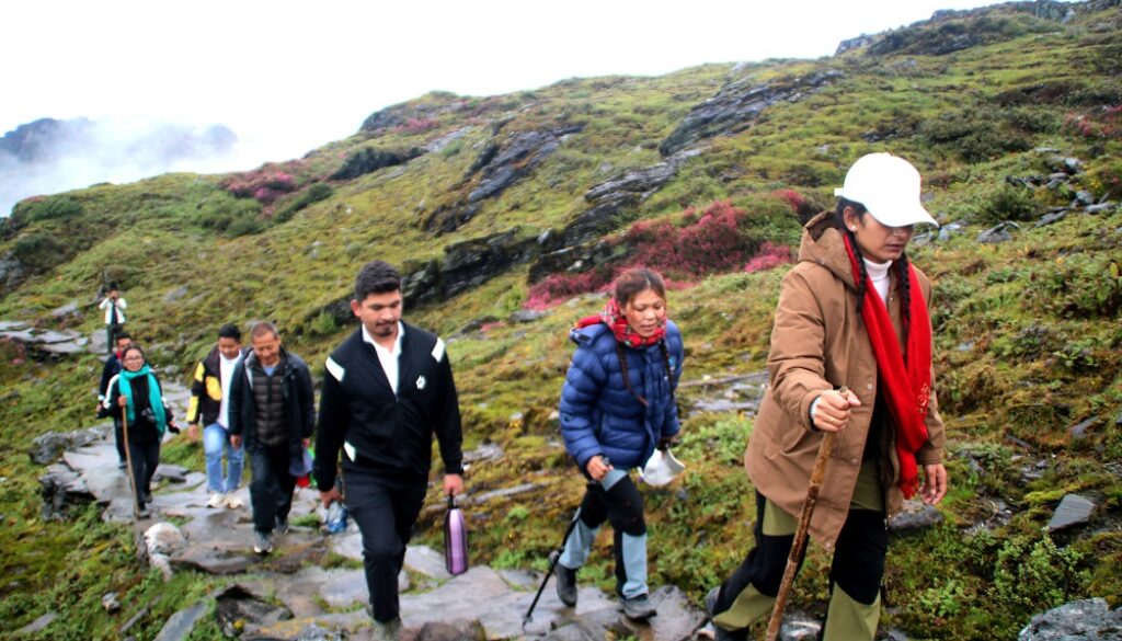 tourist-paryatak-in-nepal