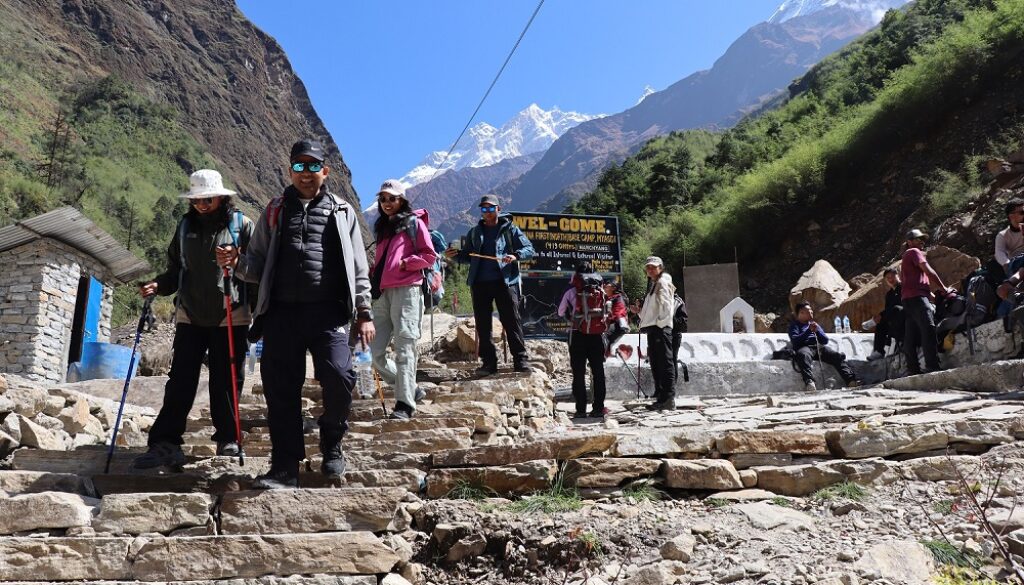 Mauris-Harjok-traking-r