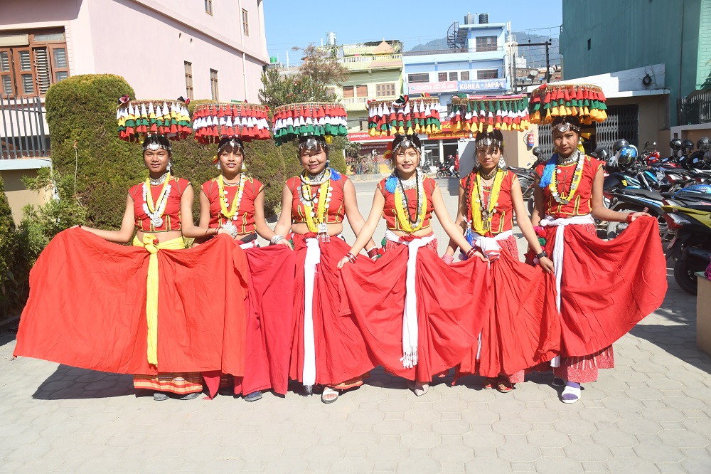 tharu-lady