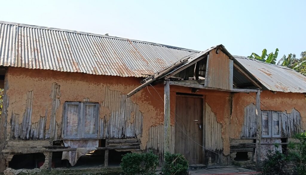 पर्यटकको अभावमा बन्द भयो वनकरिया बस्तीको ‘होमस्टे’, पहिचान मेटिने वनकरियाको चिन्ता