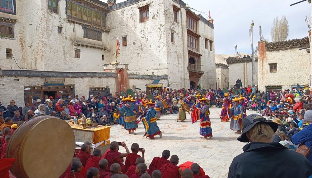 tiji-parba