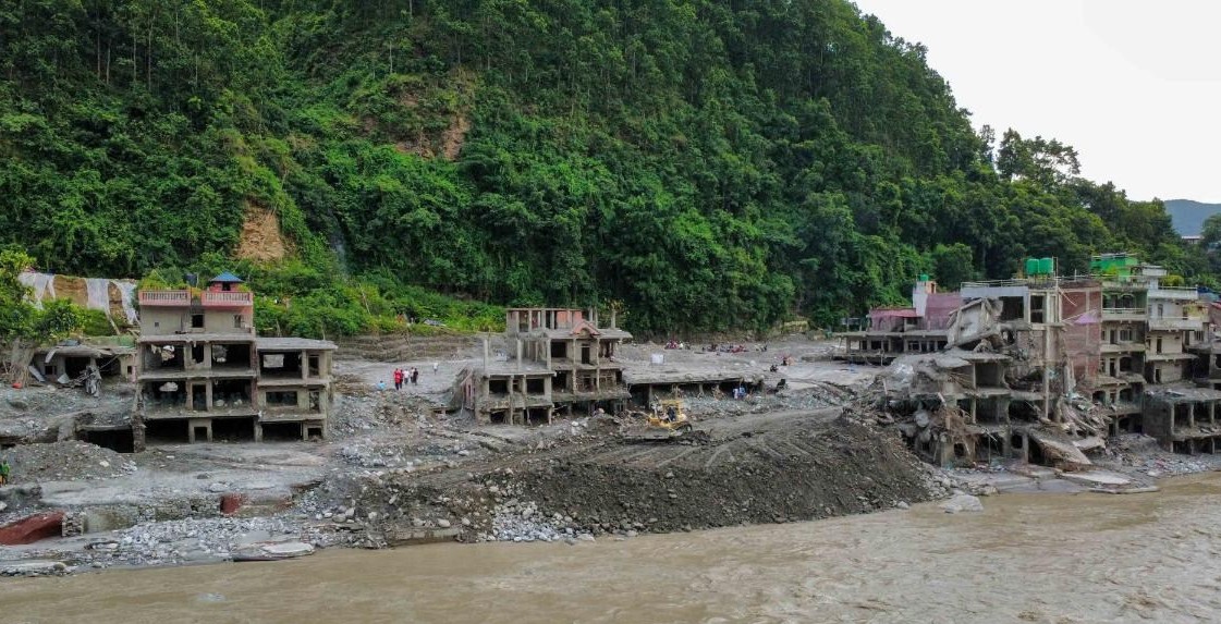 Flood_Debighat_Dhunge