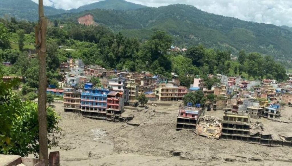 betrawati-after-flood-by-sharan-