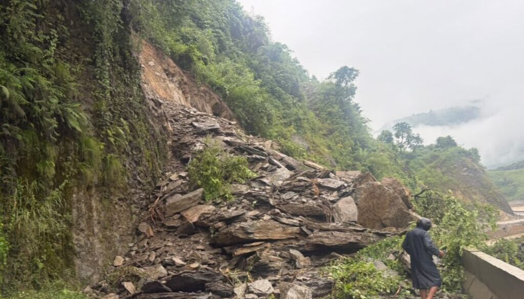 road dhading