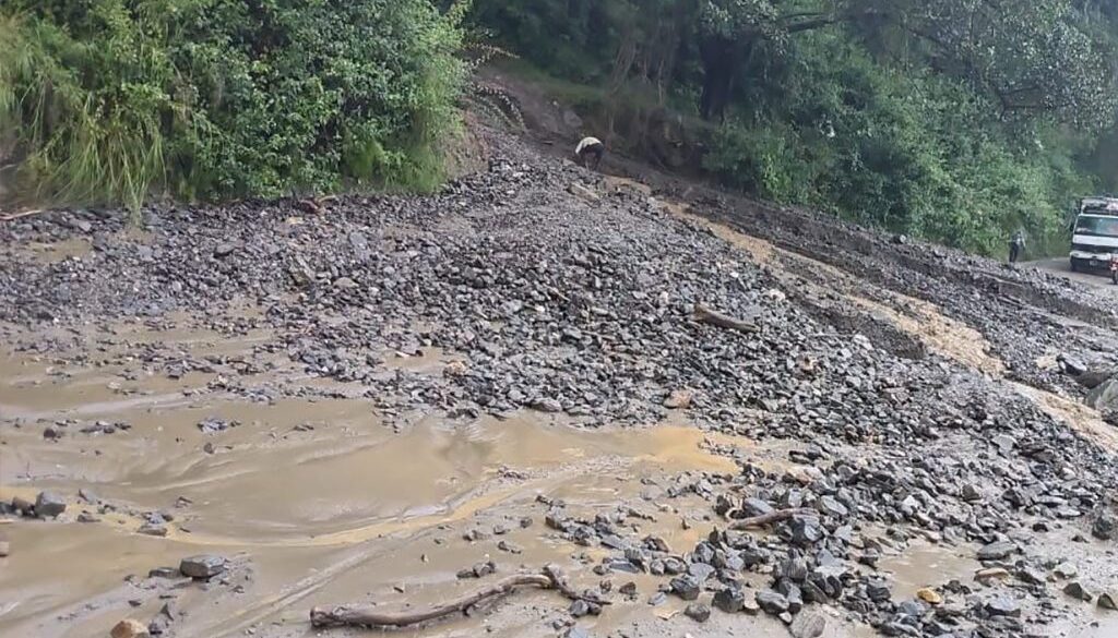 bp-highway after rainfaill